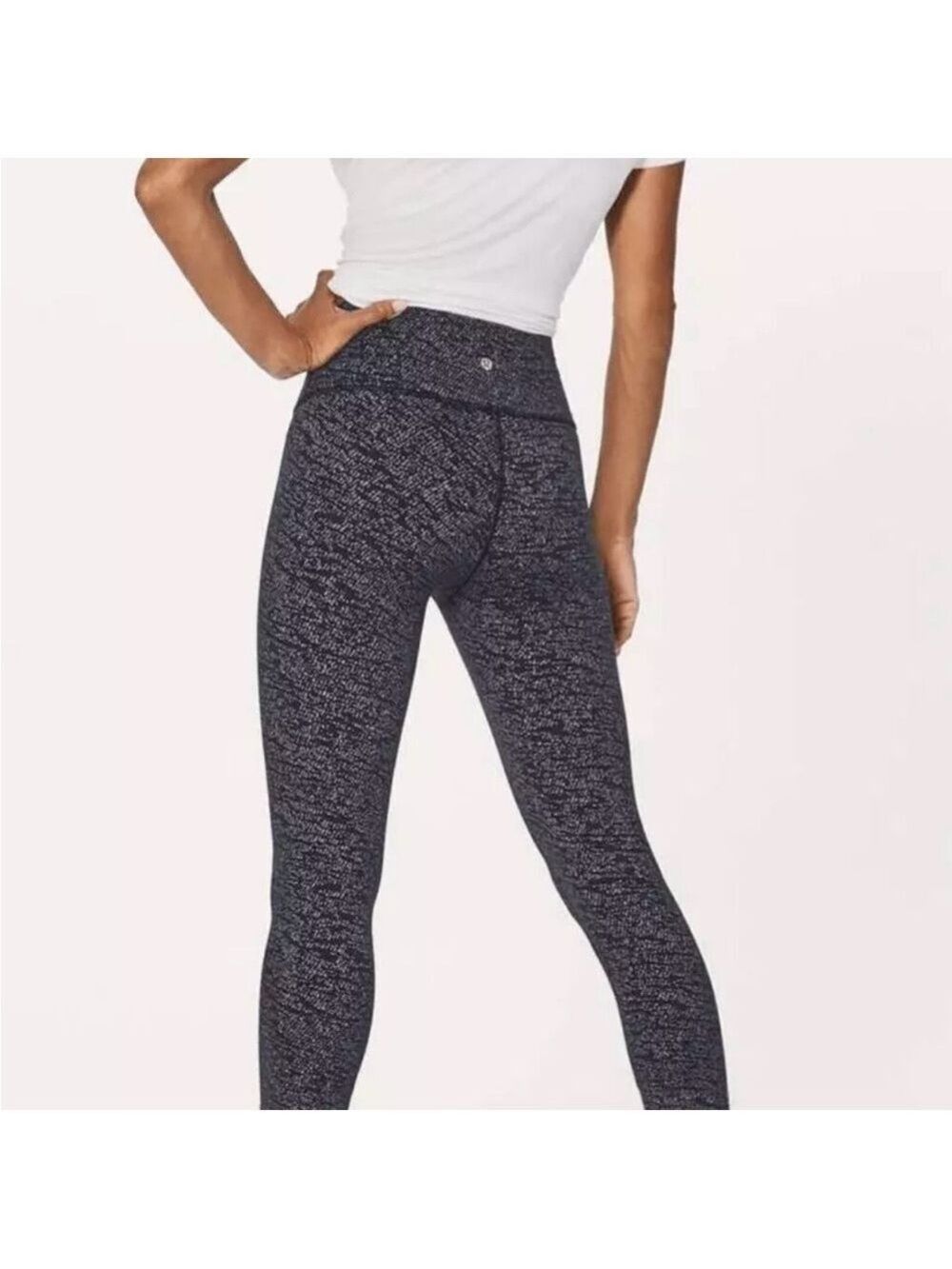 Lululemon Wunder Under Hi-Rise Tight “26” Leggings Women's Size: 6 - Picture 2 of 9